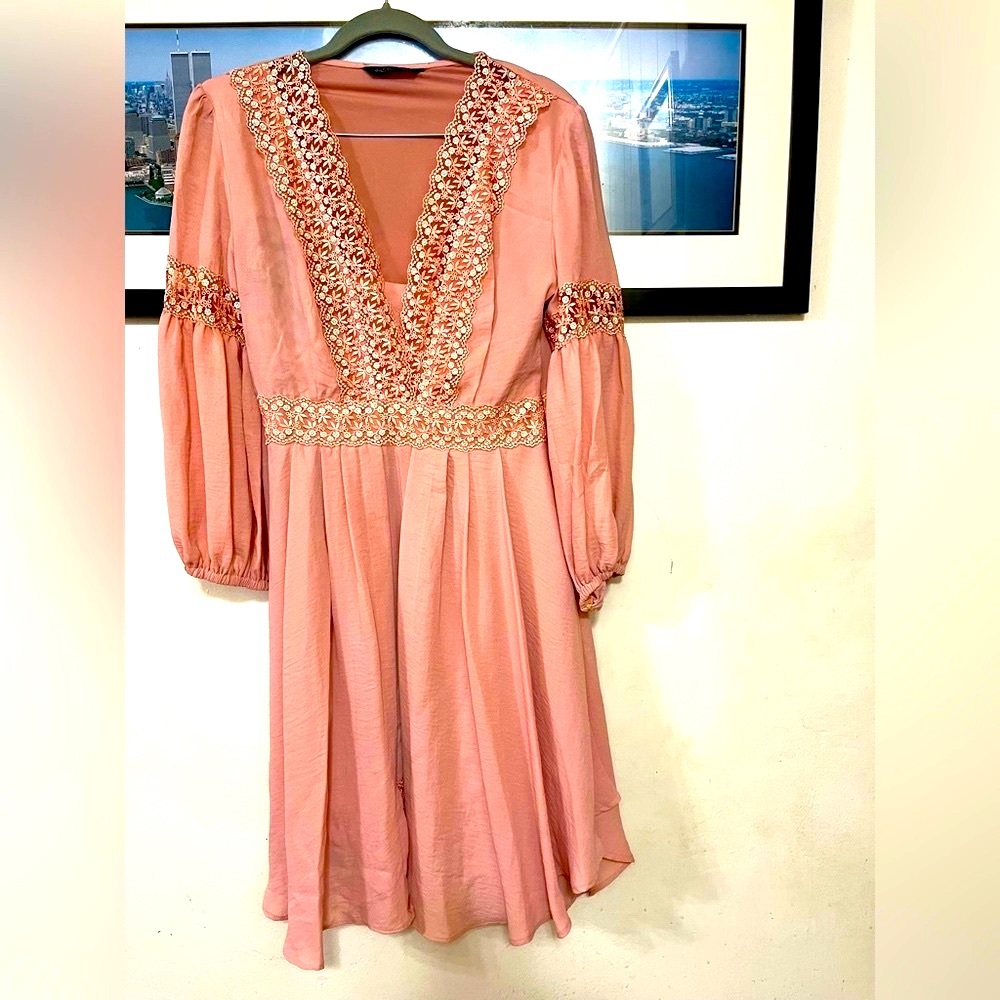 Beautiful relaxed Turkey designed beige dress size L